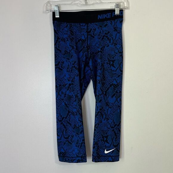 Nike Pro Dri Fit Black Blue Snakeskin Print Cropped Capri Athletic Pants - Picture 4 of 11
